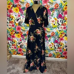 Women's Floral Navy Top